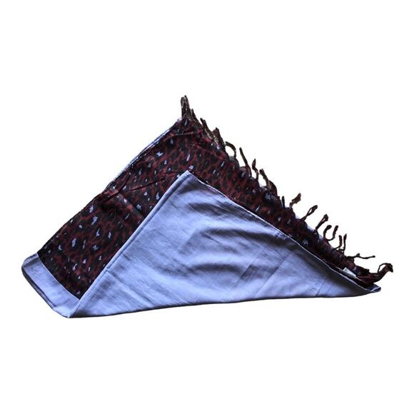 CODELLO Too Beautiful Women’s Solid Purple And Subtle Animal Print Cotton Scarf - Picture 10 of 10